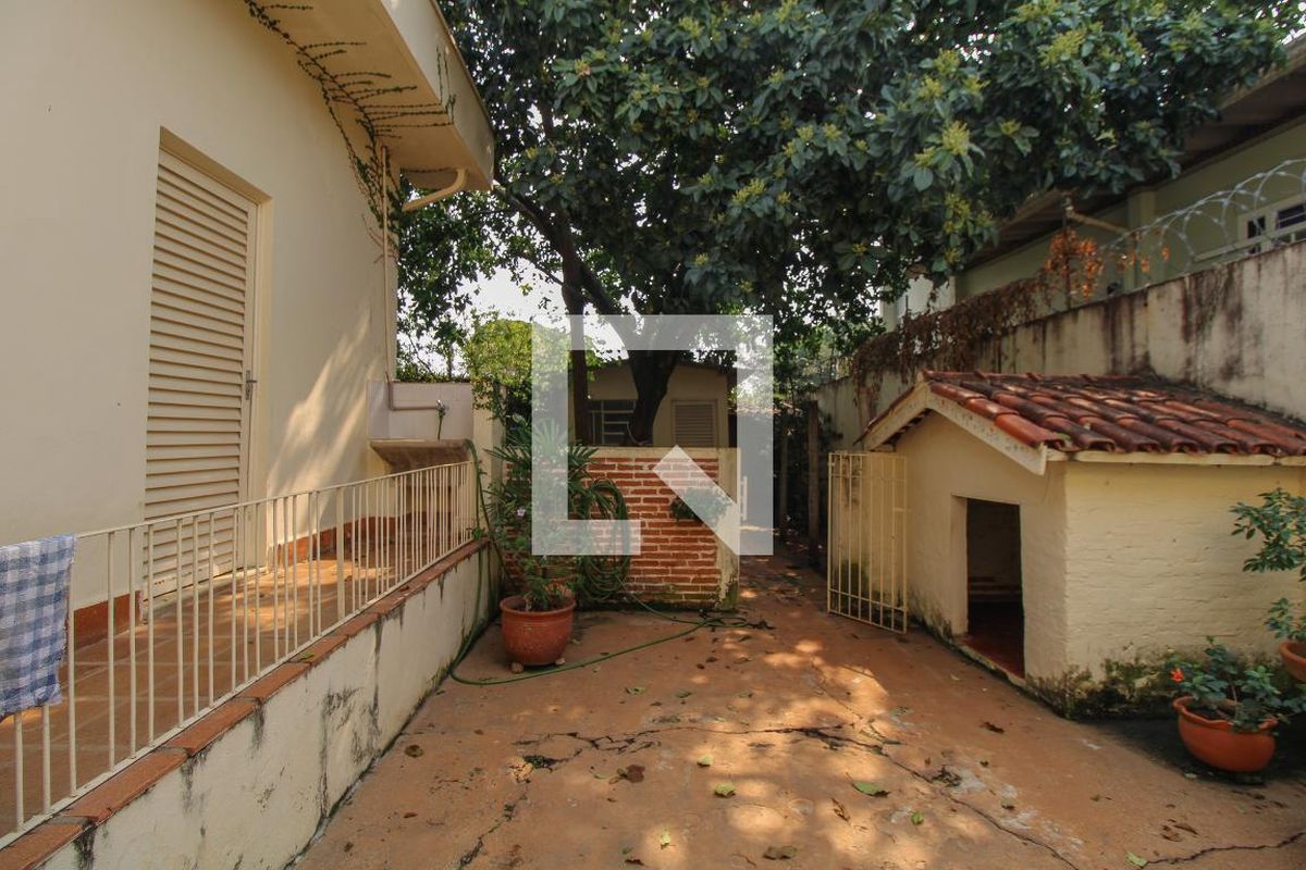 Casa à Venda - Jardim Planalto, 2 Quartos,  367 m2 em , Campinas - sp | SoloBR