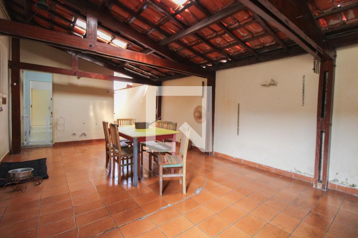 Casa à Venda - Jardim Planalto, 2 Quartos,  367 m2 em , Campinas - sp | SoloBR