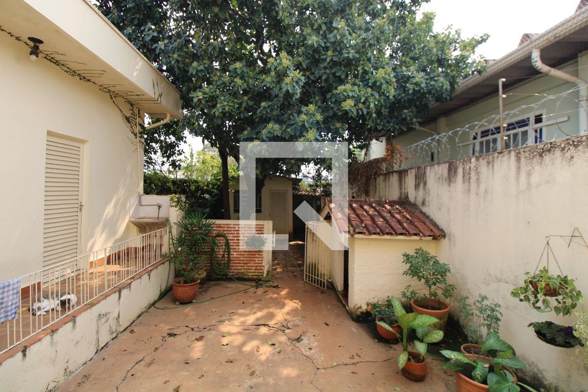 Casa à Venda - Jardim Planalto, 2 Quartos,  367 m2 em , Campinas - sp | SoloBR