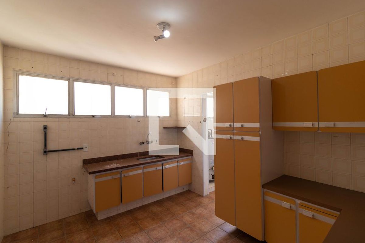 Apartamento à Venda - Jardim Chapadão, 3 Quartos,  185 m2 em , Campinas - sp | SoloBR