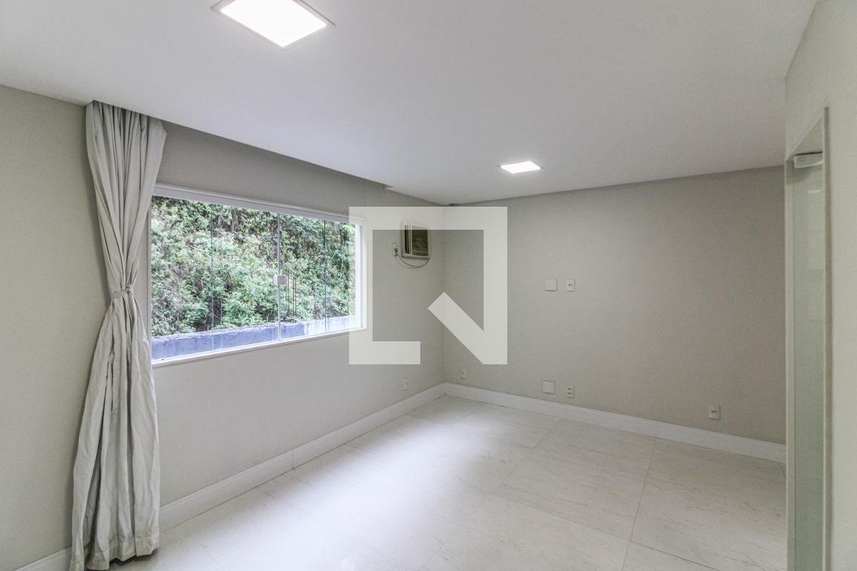 Casa, 2 quartos, 230 m² - Foto 38