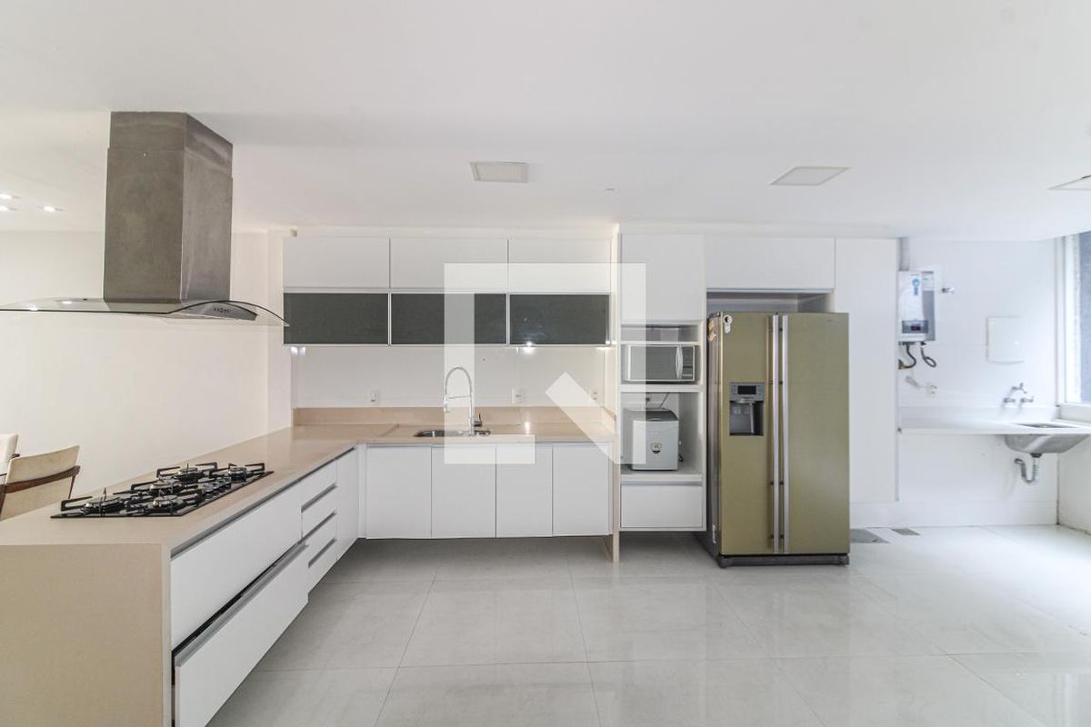 Casa, 2 quartos, 230 m² - Foto 60
