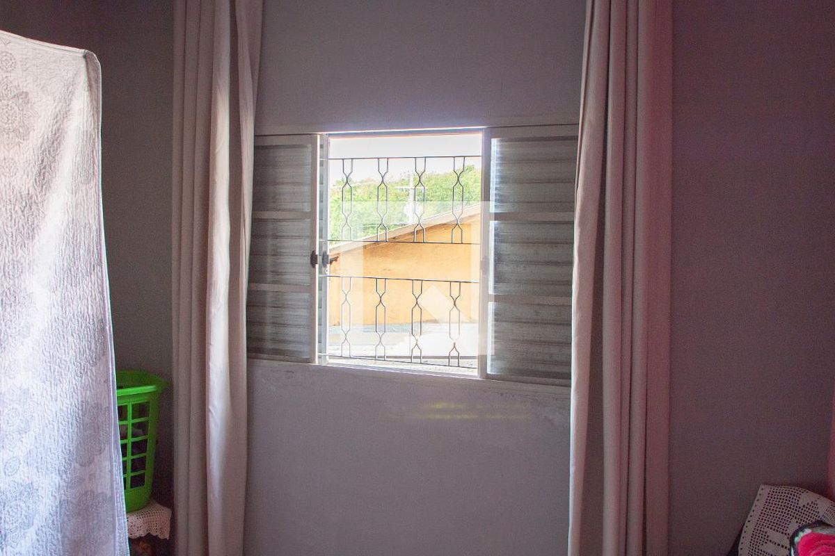 Casa à Venda - Jardim Flamboyant, 3 Quartos,  127 m2 em , Campinas - sp | SoloBR