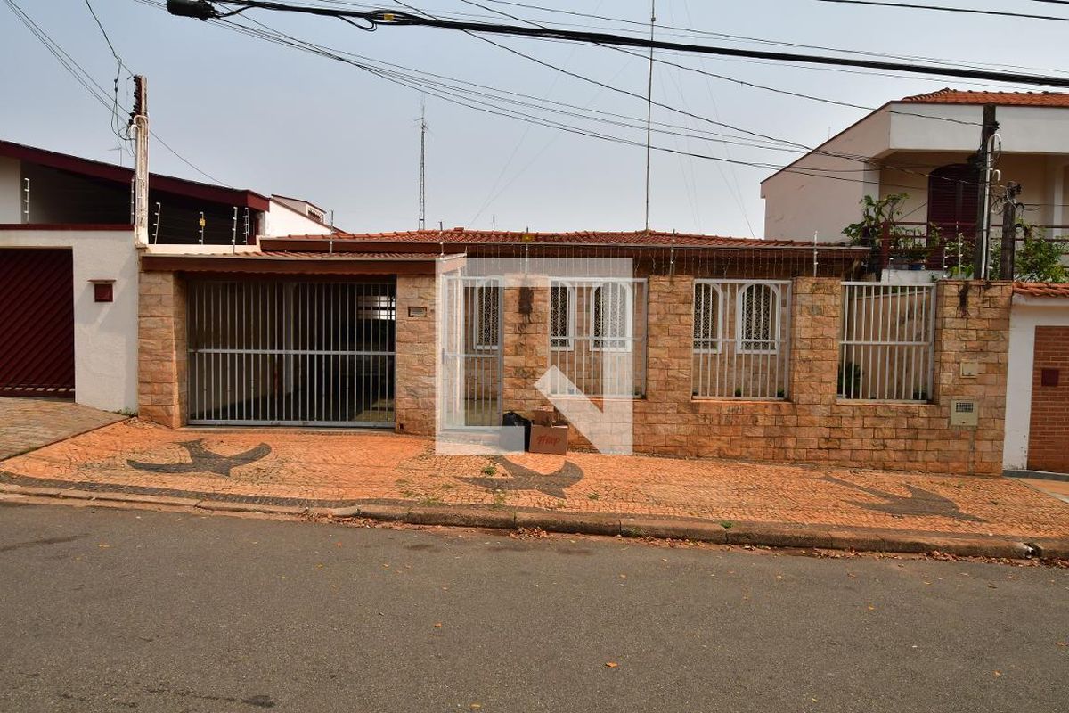 Casa à Venda - Jardim Flamboyant, 4 Quartos,  273 m2 em , Campinas - sp | SoloBR