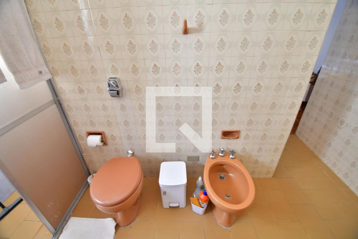 Casa à Venda - Jardim Flamboyant, 4 Quartos,  273 m2 em , Campinas - sp | SoloBR