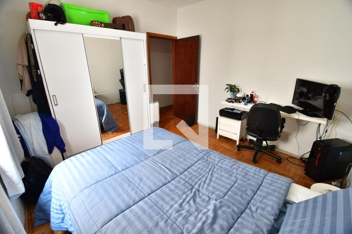 Casa à Venda - Jardim Flamboyant, 4 Quartos,  273 m2 em , Campinas - sp | SoloBR