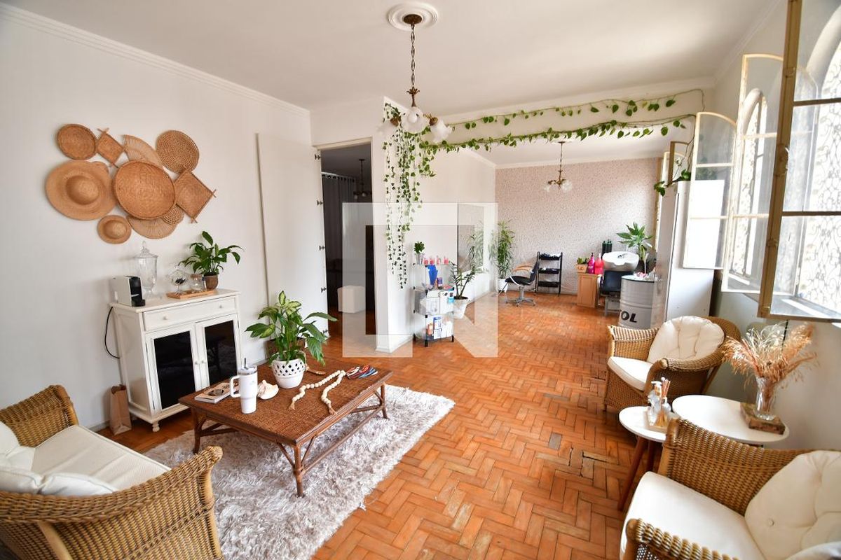 Casa à Venda - Jardim Flamboyant, 4 Quartos,  273 m2 em , Campinas - sp | SoloBR