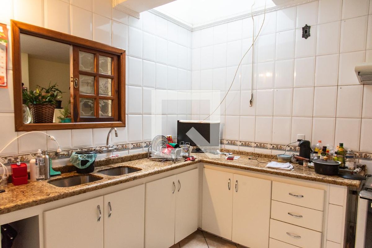 Casa, 3 quartos, 237 m² - Foto 94