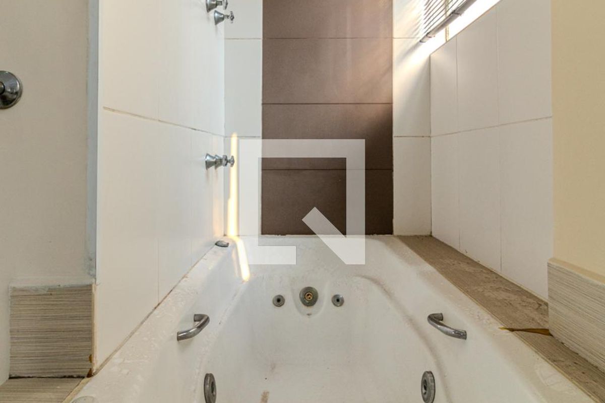 Apartamento, 1 quarto, 66 m² - Foto 34