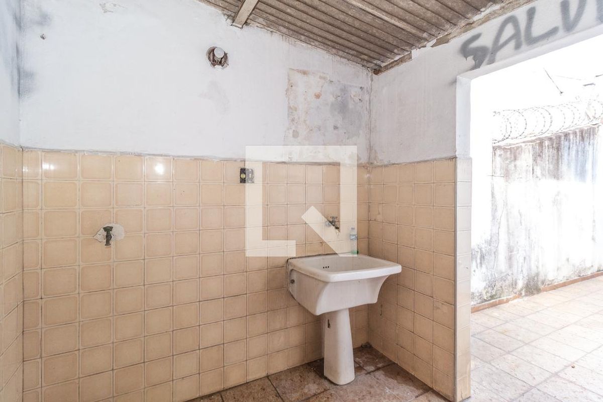 Casa, 2 quartos, 175 m² - Foto 50