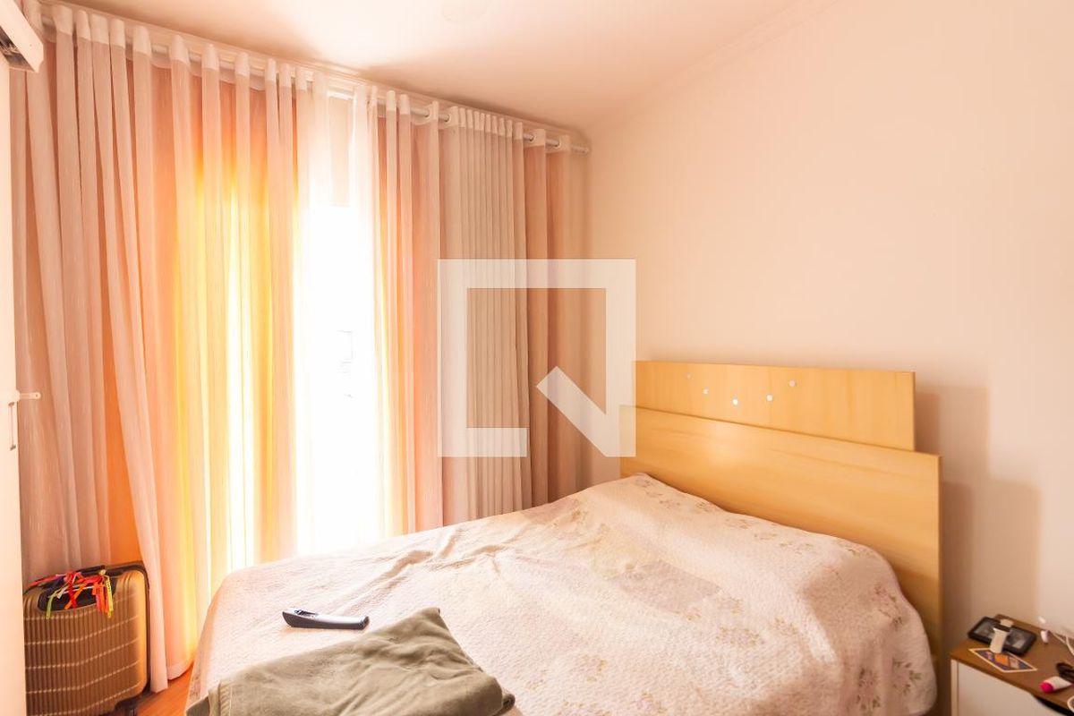 Casa, 4 quartos, 240 m² - Foto 18