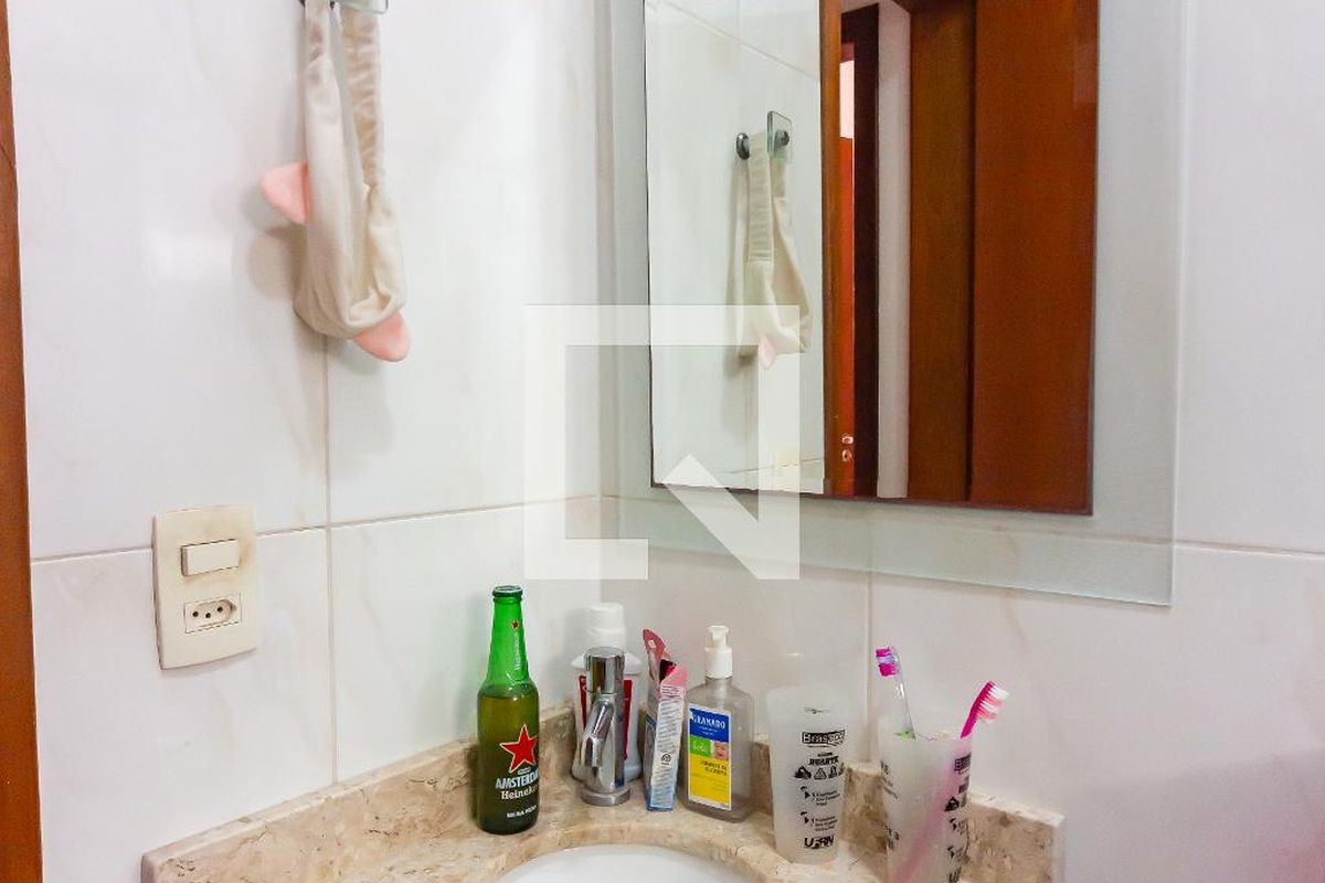 Casa, 4 quartos, 240 m² - Foto 62