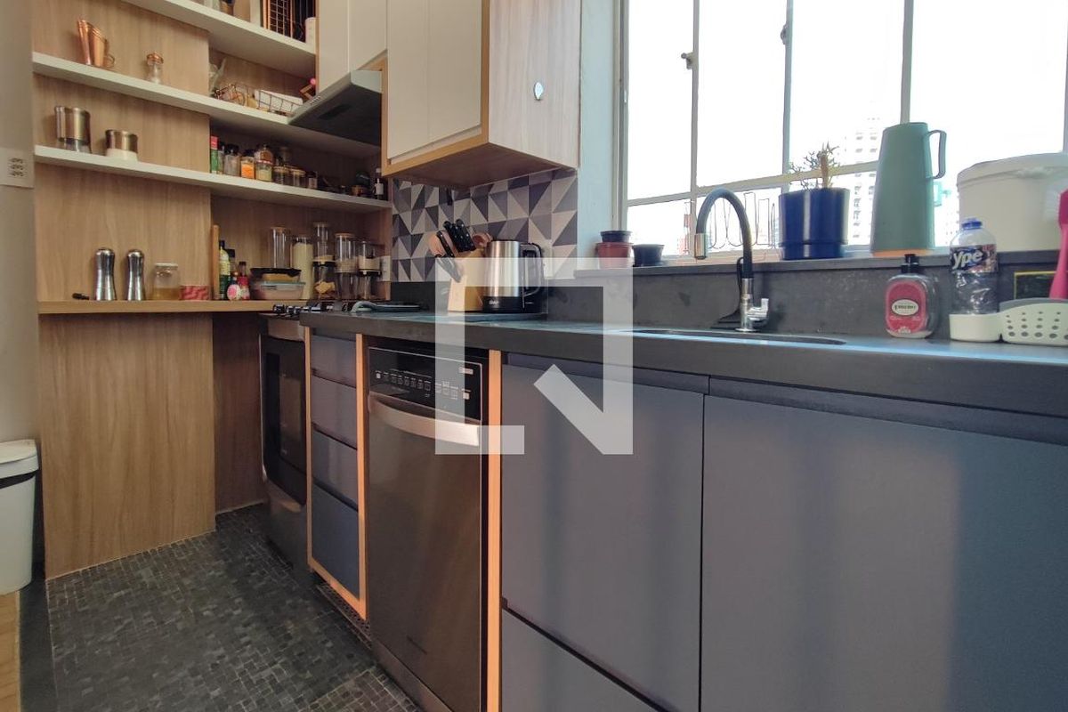 Apartamento à Venda - Cambuí, 2 Quartos,  77 m2 em , Campinas - sp | SoloBR