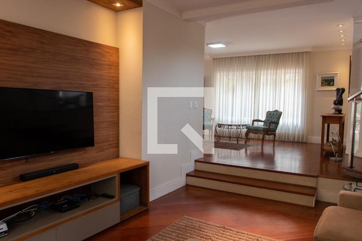 Casa à Venda - Lot. Alphaville Campinas, 4 Quartos,  384 m2 em , Campinas - sp | SoloBR