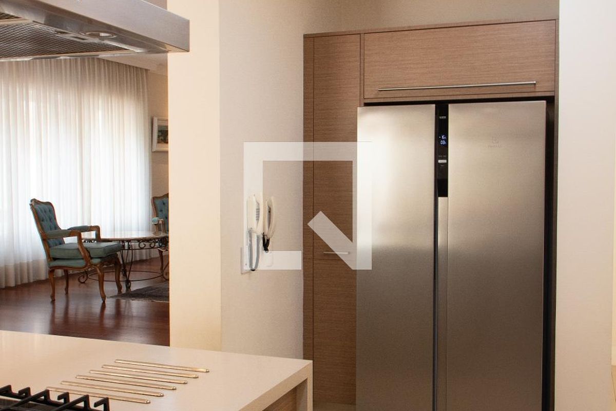Casa à Venda - Lot. Alphaville Campinas, 4 Quartos,  384 m2 em , Campinas - sp | SoloBR