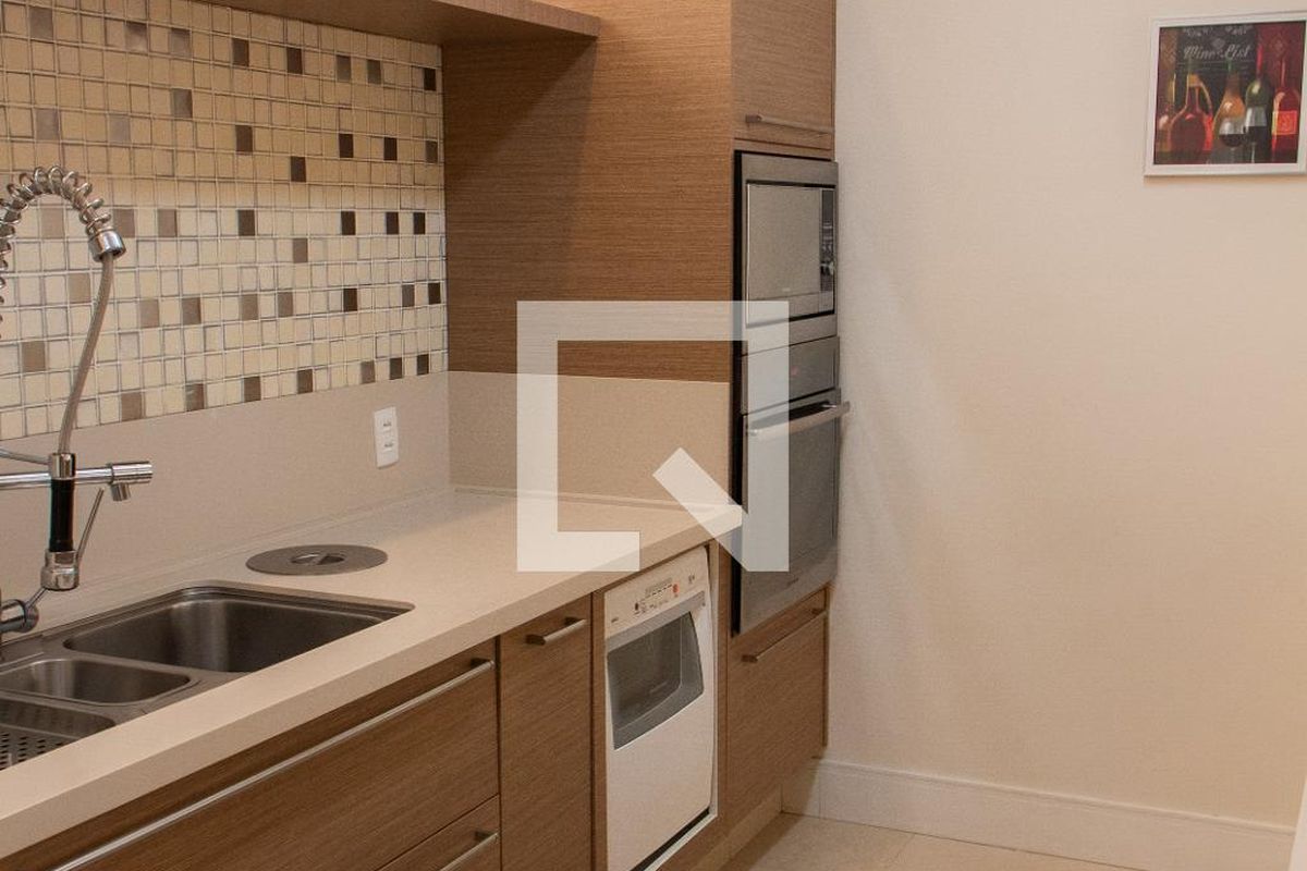 Casa à Venda - Lot. Alphaville Campinas, 4 Quartos,  384 m2 em , Campinas - sp | SoloBR