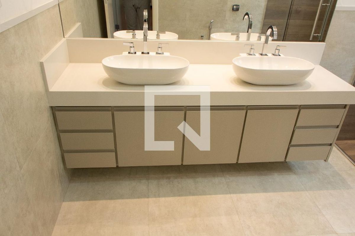 Casa à Venda - Lot. Alphaville Campinas, 4 Quartos,  384 m2 em , Campinas - sp | SoloBR