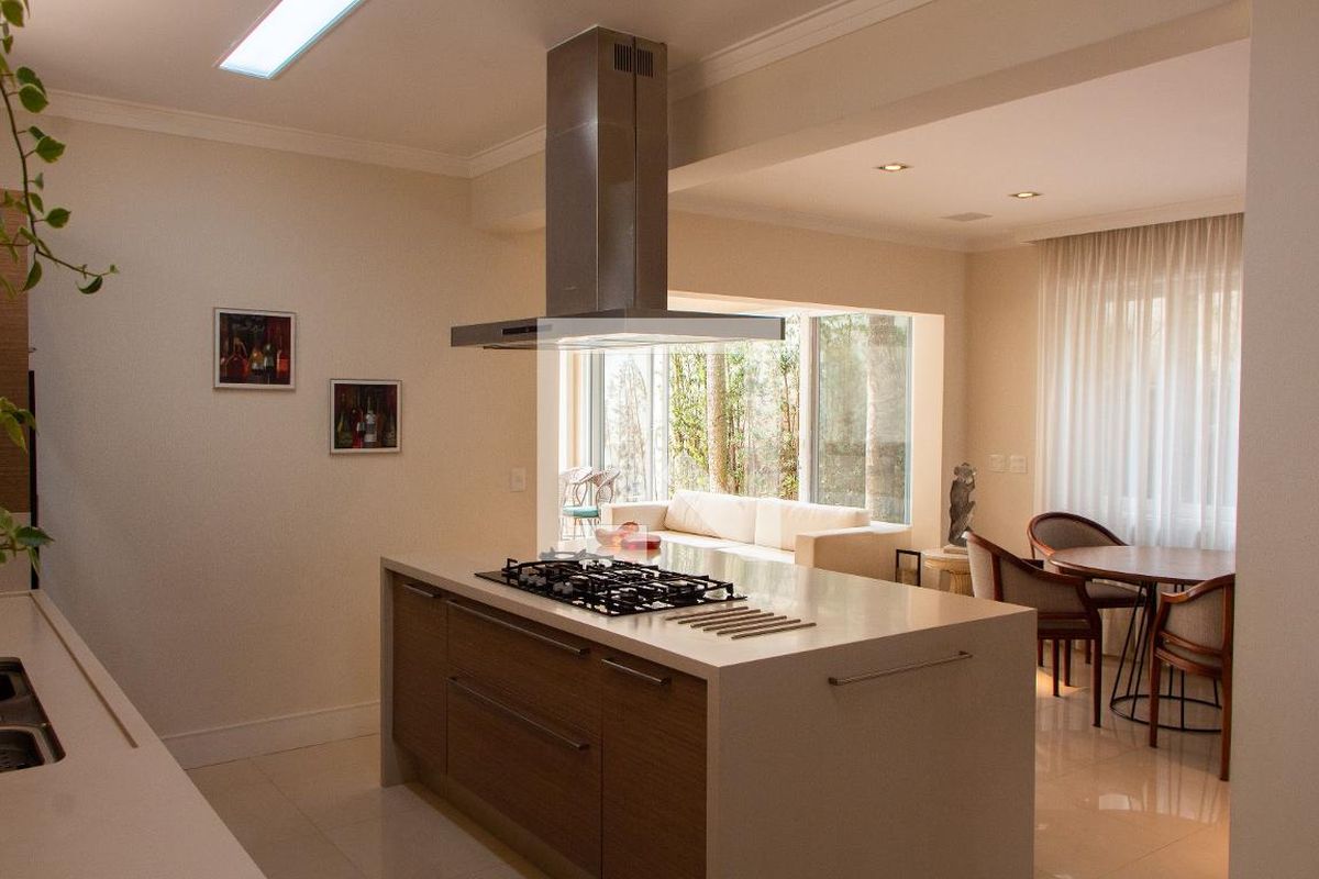 Casa à Venda - Lot. Alphaville Campinas, 4 Quartos,  384 m2 em , Campinas - sp | SoloBR