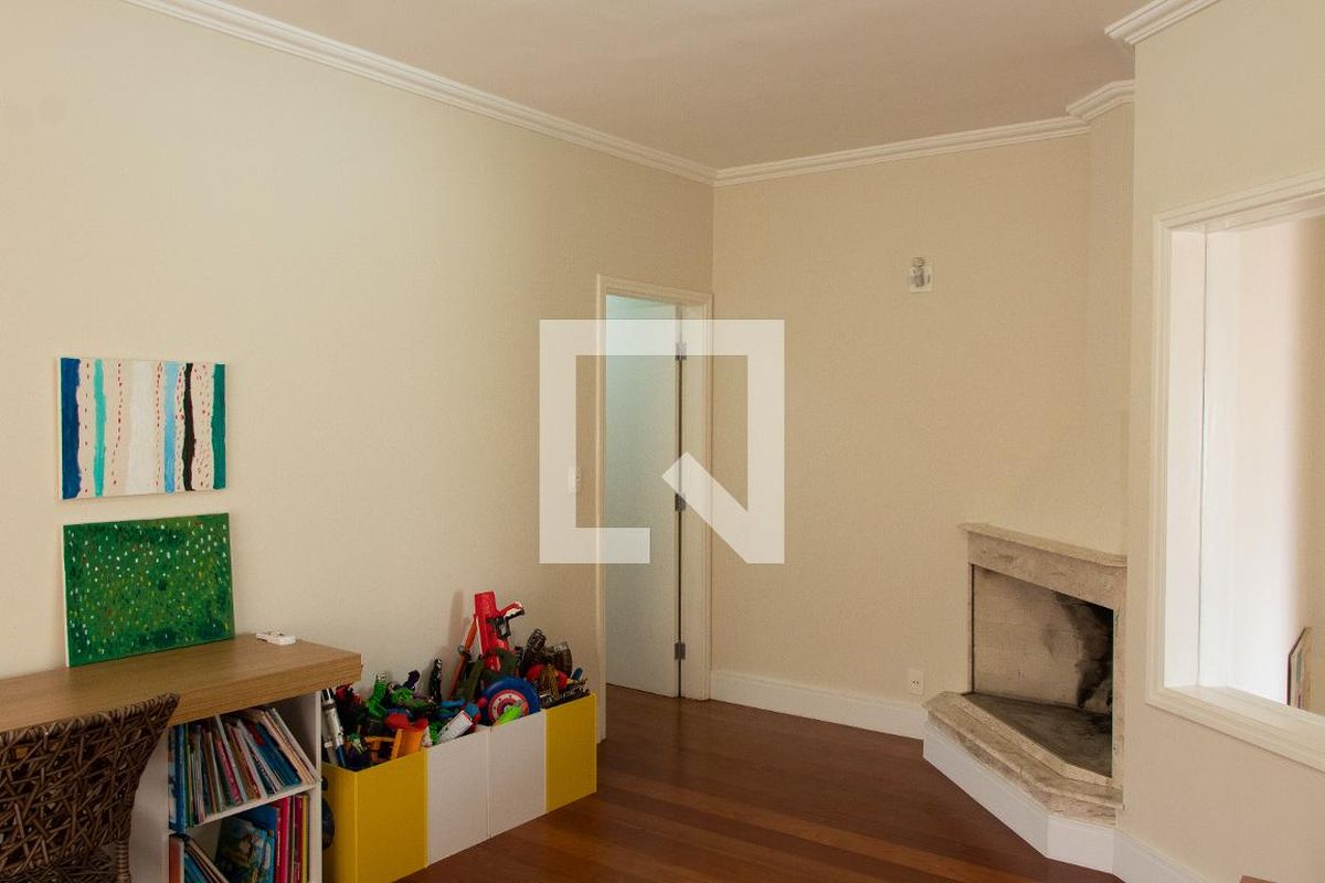 Casa à Venda - Lot. Alphaville Campinas, 4 Quartos,  384 m2 em , Campinas - sp | SoloBR