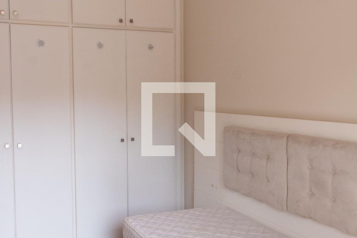 Casa à Venda - Lot. Alphaville Campinas, 4 Quartos,  384 m2 em , Campinas - sp | SoloBR