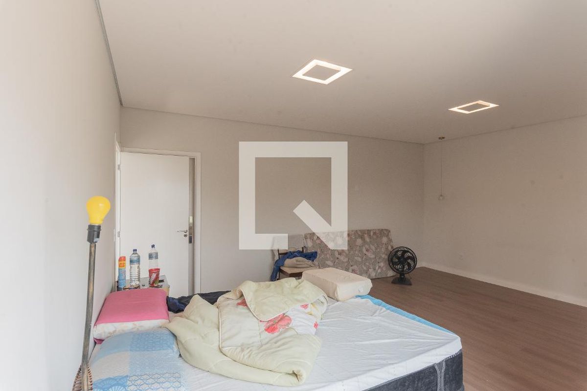 Casa à Venda - Swiss Park, 4 Quartos,  360 m2 em , Campinas - sp | SoloBR