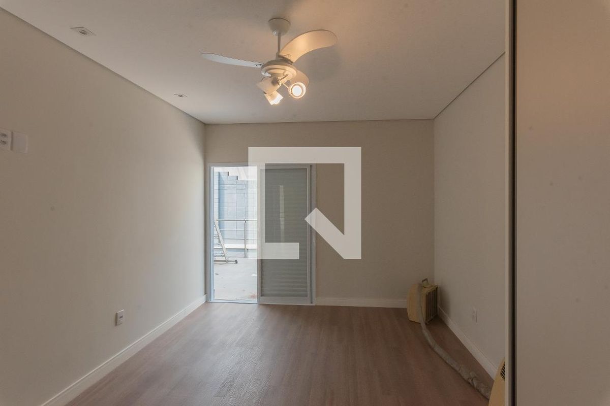 Casa à Venda - Swiss Park, 4 Quartos,  360 m2 em , Campinas - sp | SoloBR
