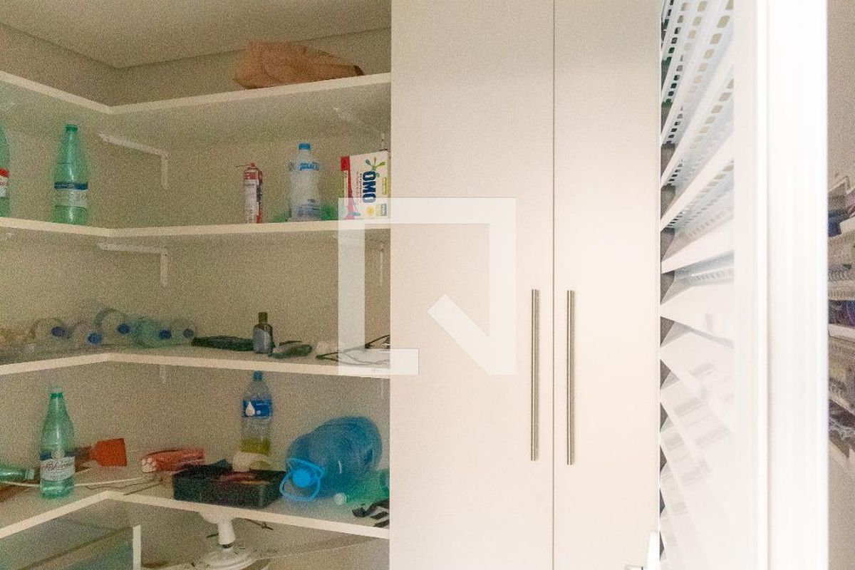 Casa à Venda - Swiss Park, 4 Quartos,  360 m2 em , Campinas - sp | SoloBR