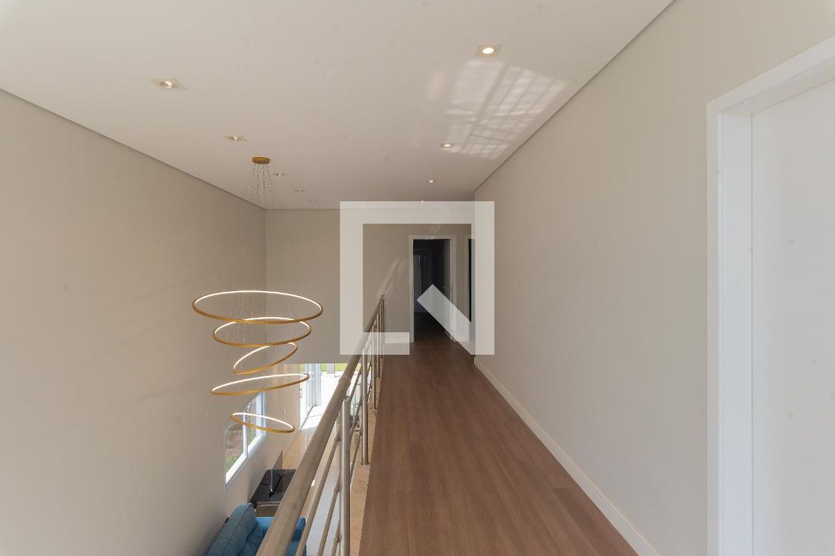 Casa à Venda - Swiss Park, 4 Quartos,  360 m2 em , Campinas - sp | SoloBR