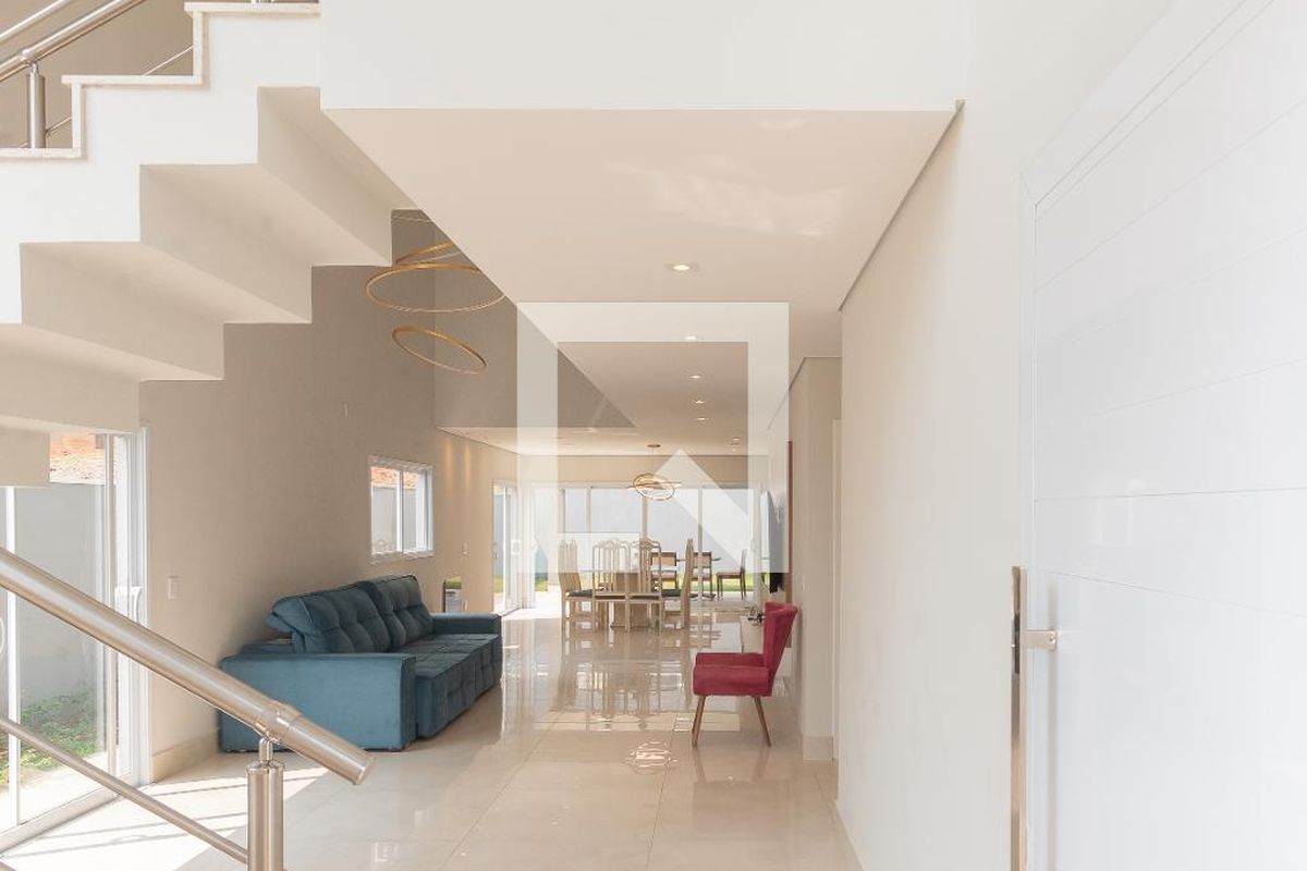 Casa à Venda - Swiss Park, 4 Quartos,  360 m2 em , Campinas - sp | SoloBR