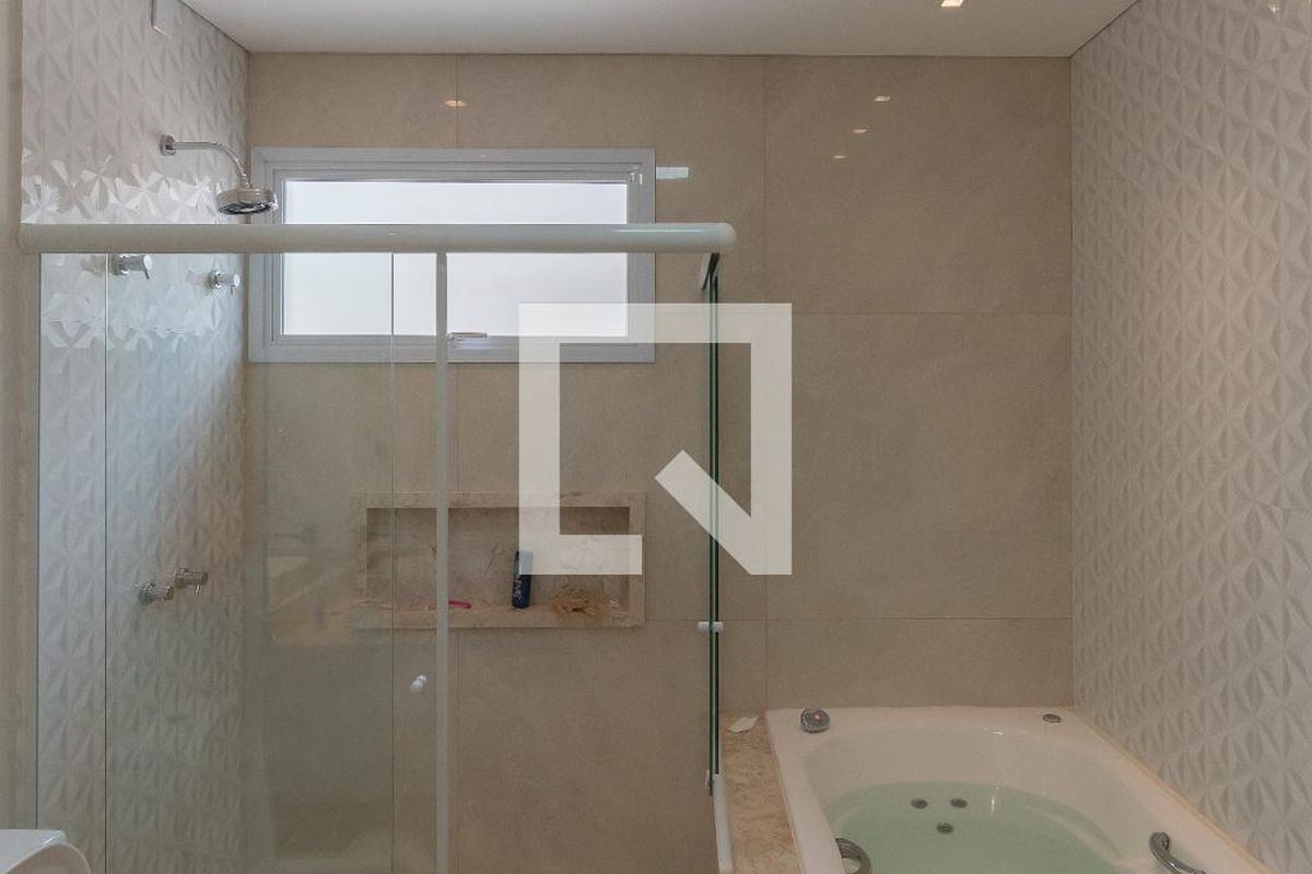 Casa à Venda - Swiss Park, 4 Quartos,  360 m2 em , Campinas - sp | SoloBR
