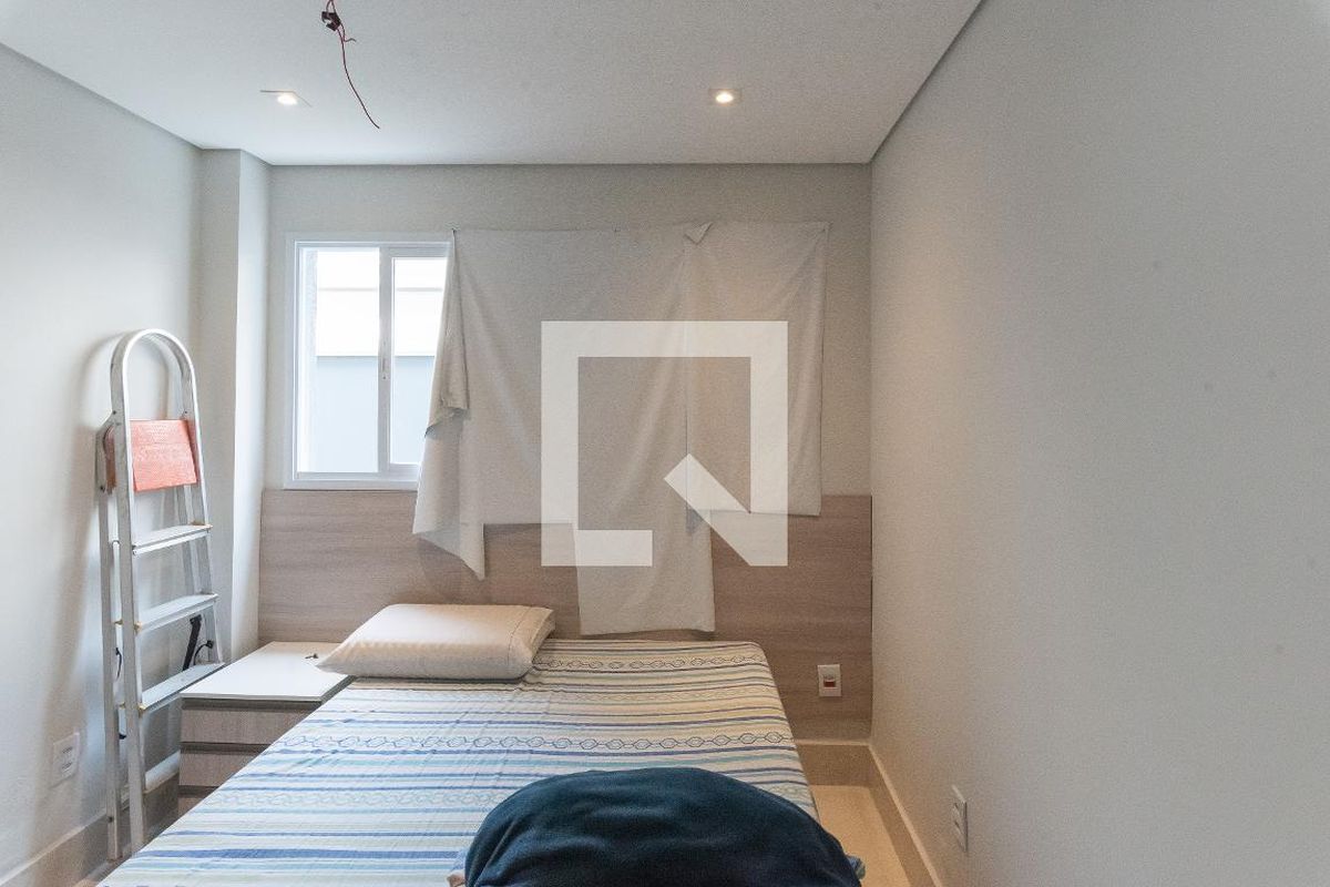 Casa à Venda - Swiss Park, 4 Quartos,  360 m2 em , Campinas - sp | SoloBR