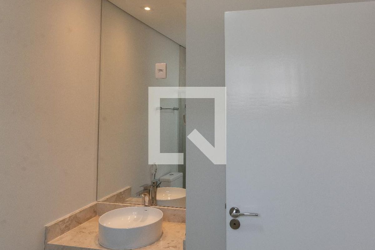 Casa à Venda - Swiss Park, 4 Quartos,  360 m2 em , Campinas - sp | SoloBR