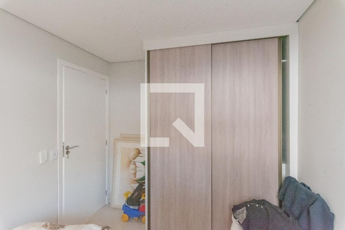 Casa à Venda - Swiss Park, 4 Quartos,  360 m2 em , Campinas - sp | SoloBR