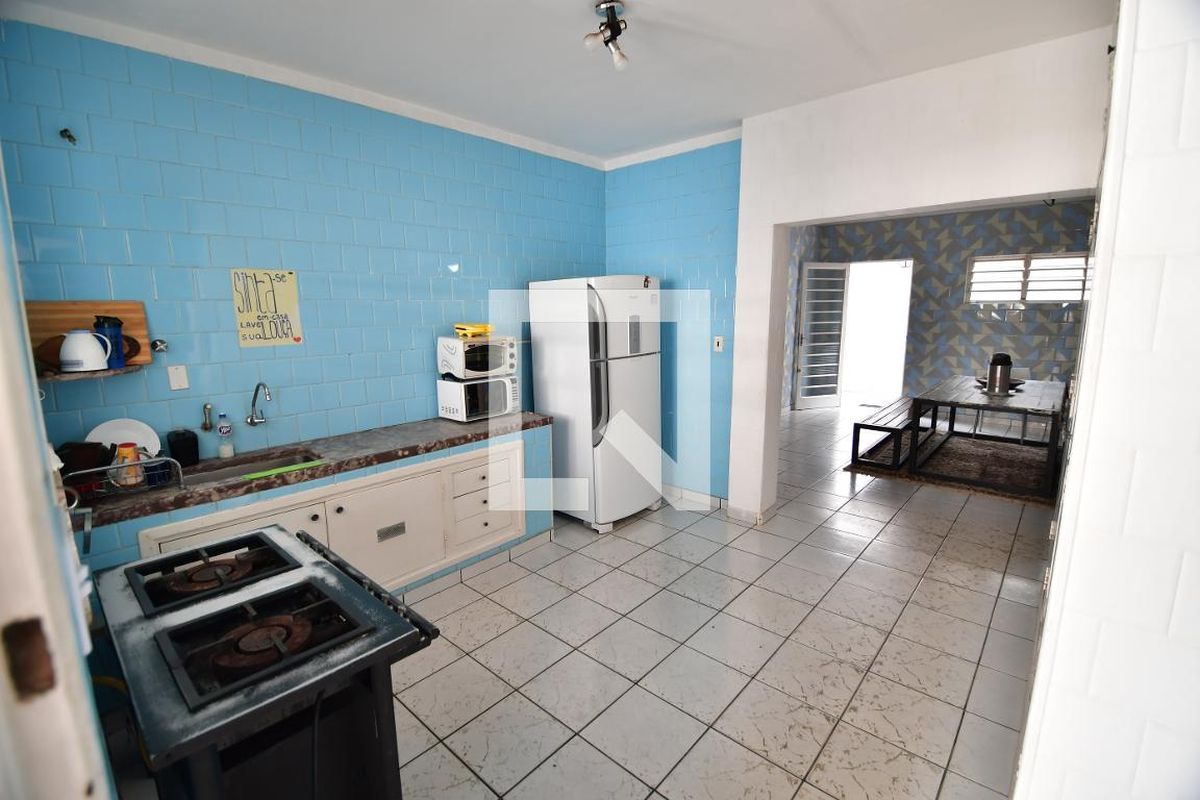 Casa à Venda - Taquaral, 6 Quartos,  450 m2 em , Campinas - sp | SoloBR