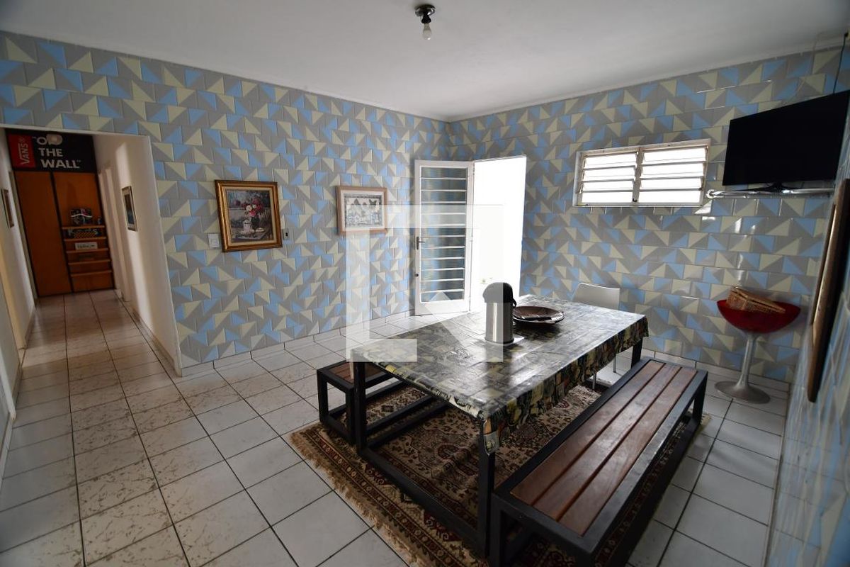 Casa à Venda - Taquaral, 6 Quartos,  450 m2 em , Campinas - sp | SoloBR