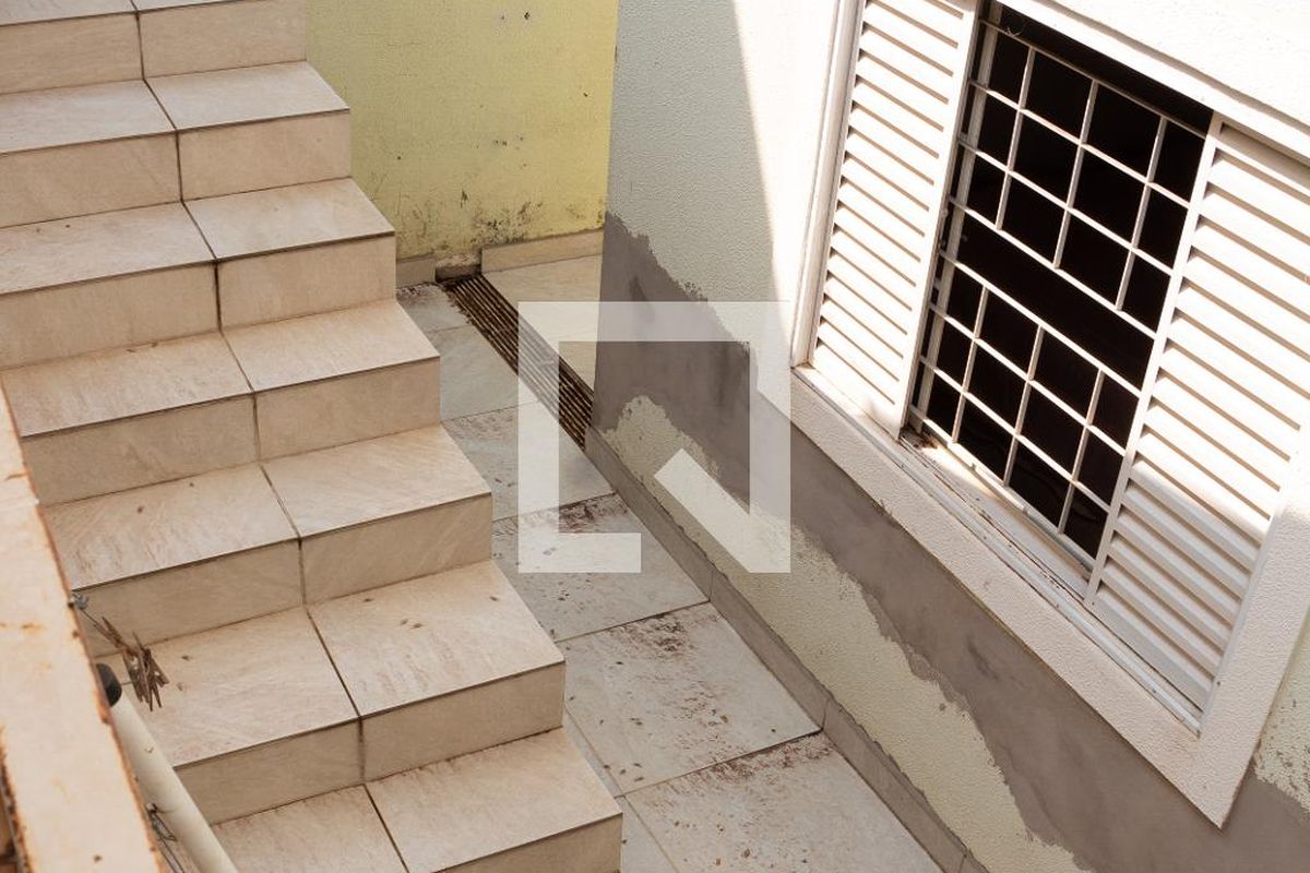Casa à Venda - Jardim Santana, 3 Quartos,  100 m2 em , Campinas - sp | SoloBR