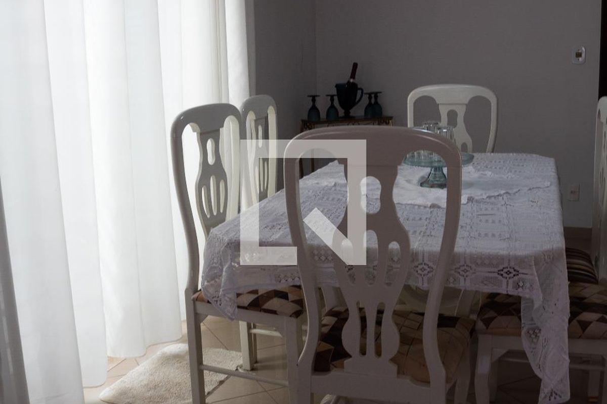 Casa à Venda - Jardim Santana, 3 Quartos,  100 m2 em , Campinas - sp | SoloBR
