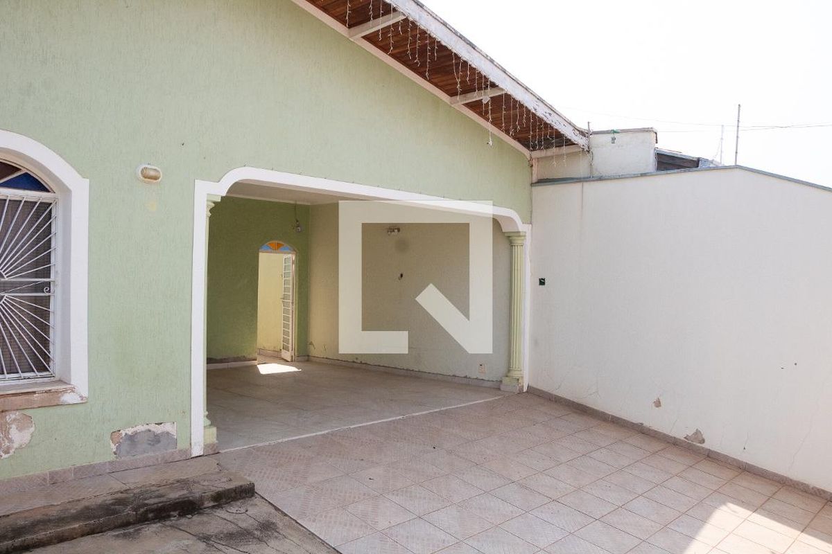 Casa à Venda - Jardim Santana, 3 Quartos,  100 m2 em , Campinas - sp | SoloBR