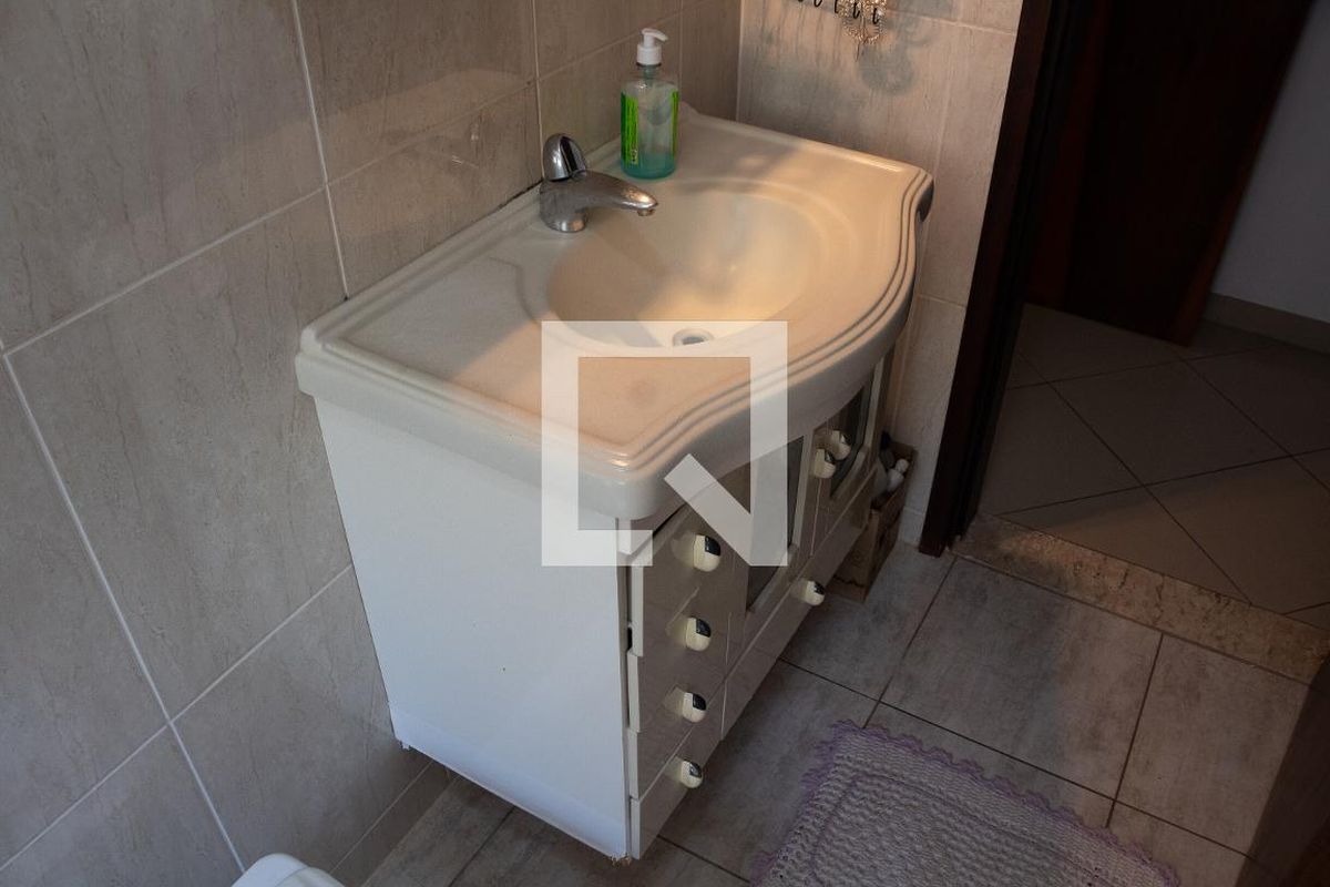 Casa à Venda - Jardim Santana, 3 Quartos,  100 m2 em , Campinas - sp | SoloBR