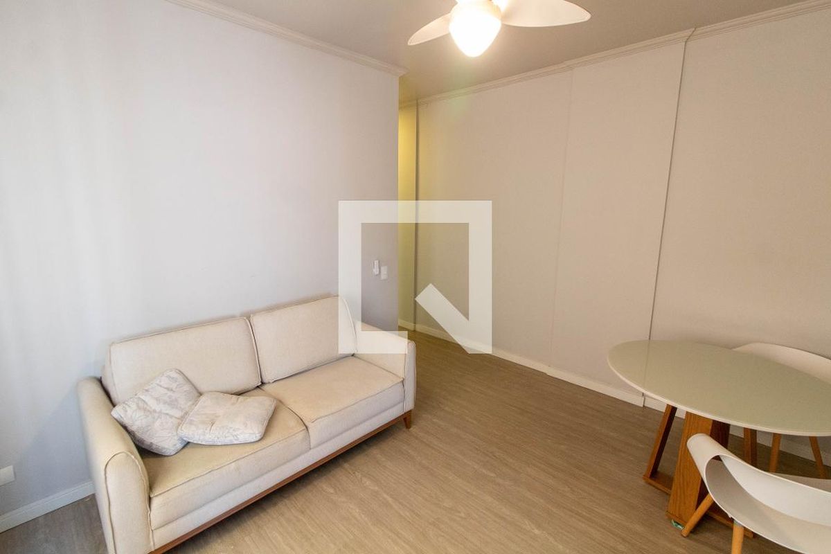 Apartamento à Venda - Cambuí, 1 Quarto,  57 m2 em , Campinas - sp | SoloBR