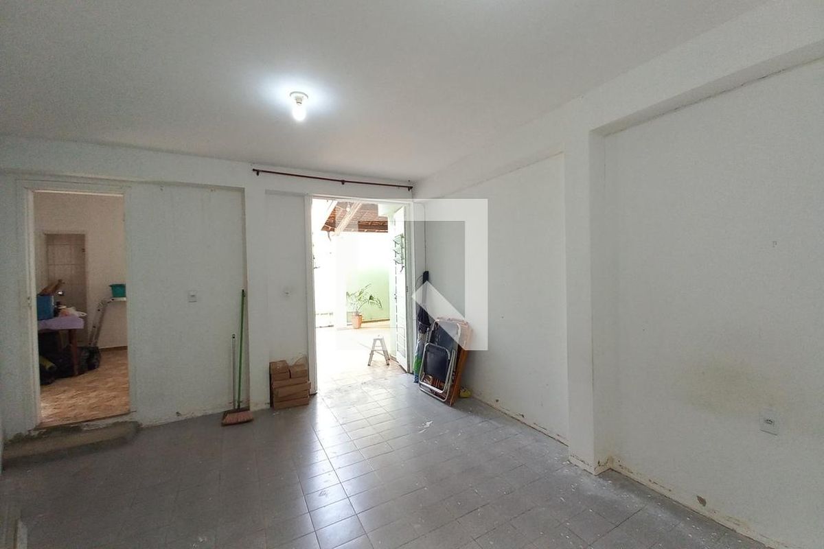 Casa à Venda - Parque Prado, 3 Quartos,  250 m2 em , Campinas - sp | SoloBR