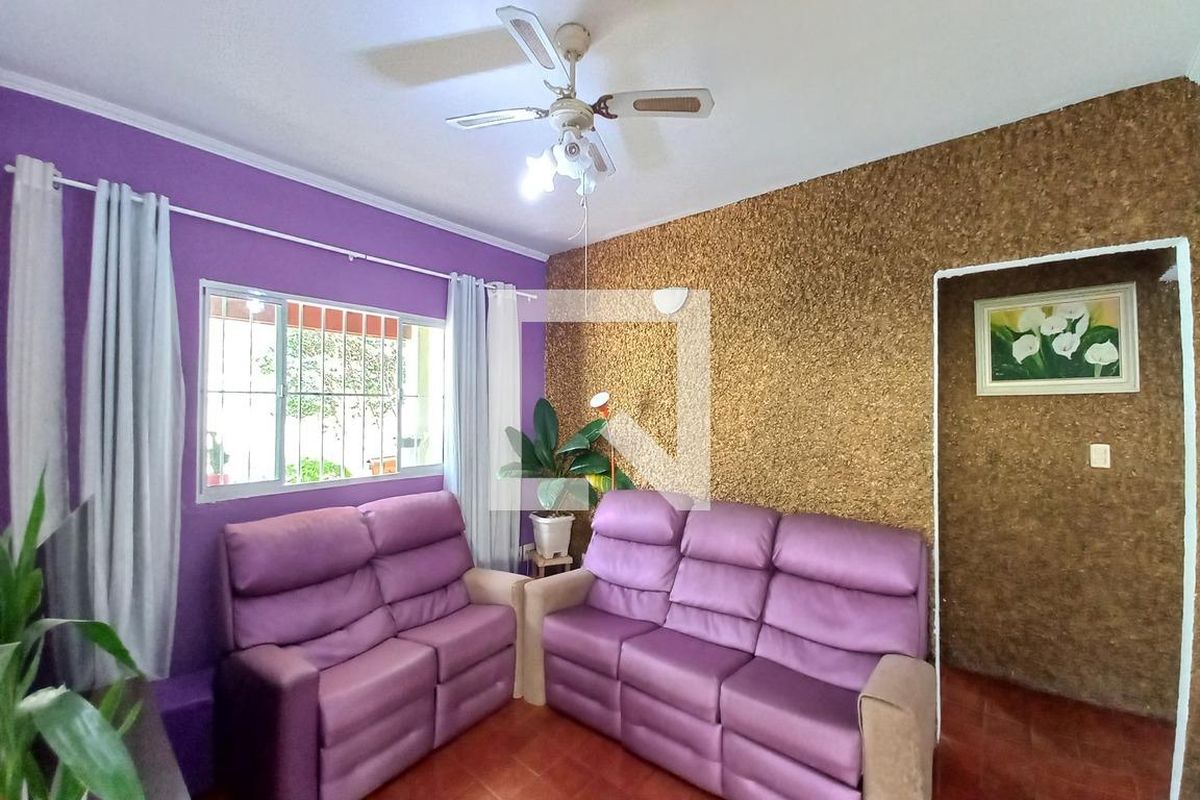 Casa à Venda - Parque Prado, 3 Quartos,  250 m2 em , Campinas - sp | SoloBR