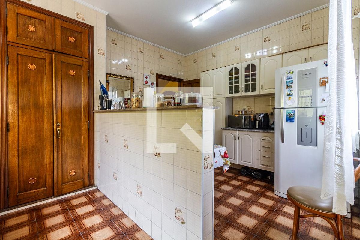 Casa, 3 quartos, 240 m² - Foto 26
