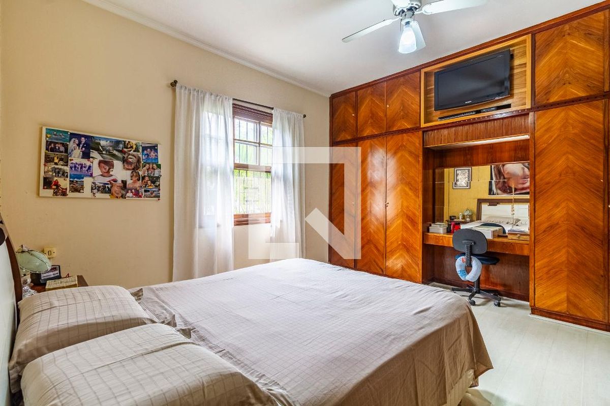 Casa, 3 quartos, 240 m² - Foto 7