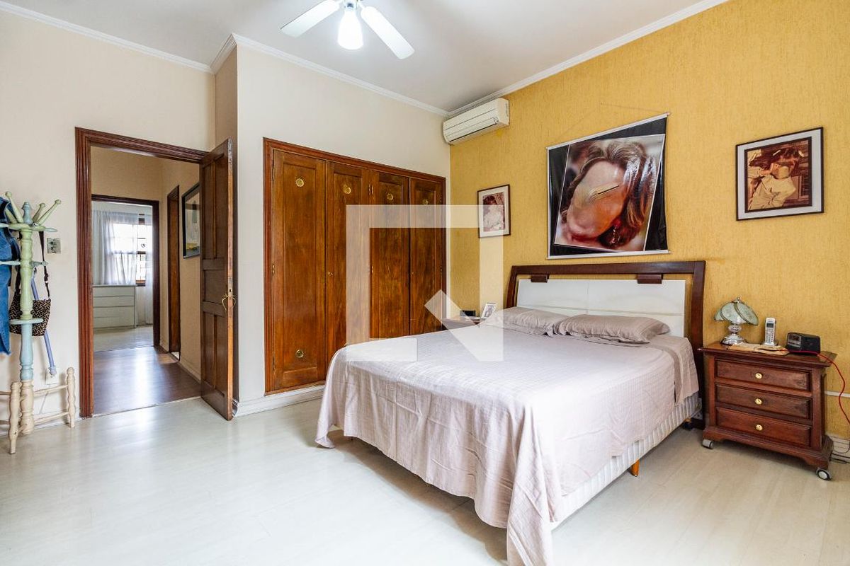 Casa, 3 quartos, 240 m² - Foto 8