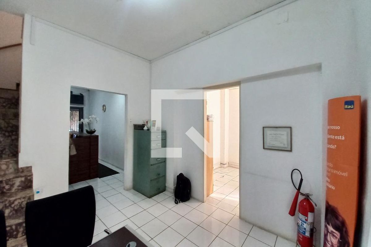 Casa à Venda - Cambuí, 3 Quartos,  161 m2 em , Campinas - sp | SoloBR