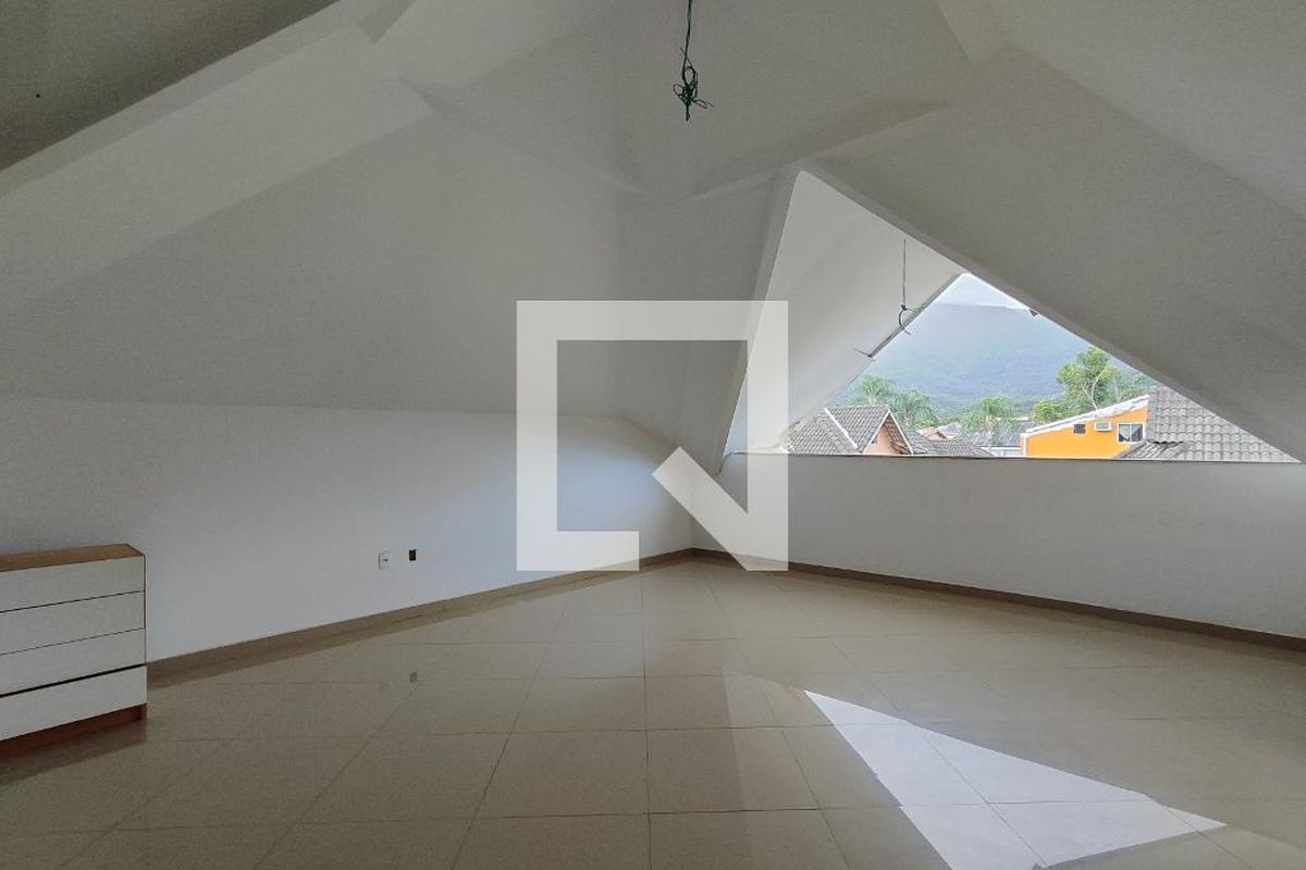 Casa, 3 quartos, 250 m² - Foto 78