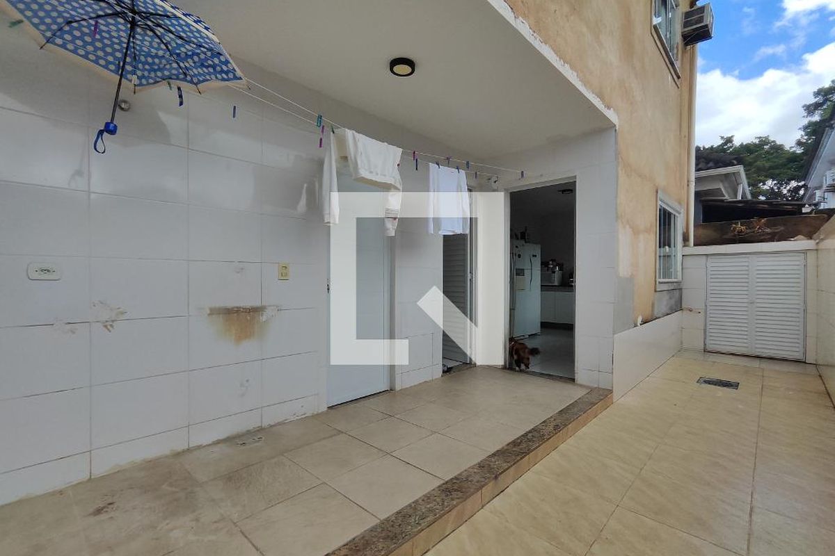 Casa, 3 quartos, 250 m² - Foto 60