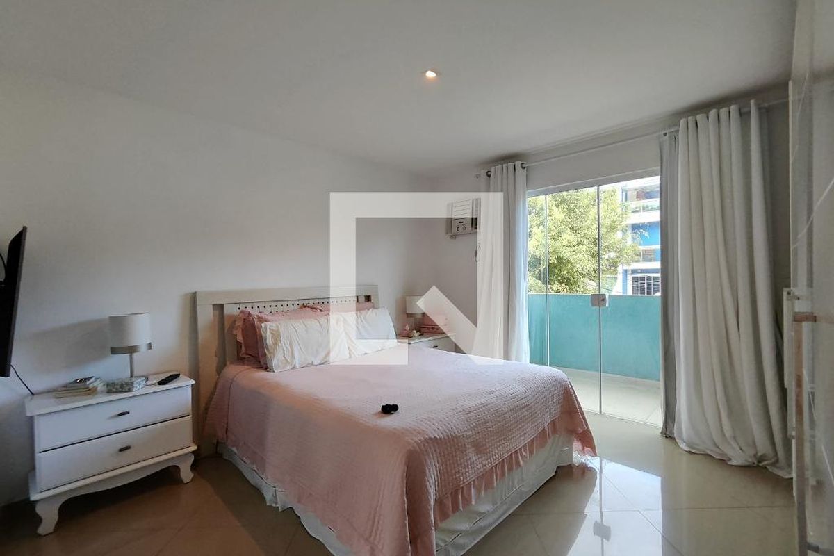 Casa, 3 quartos, 250 m² - Foto 12