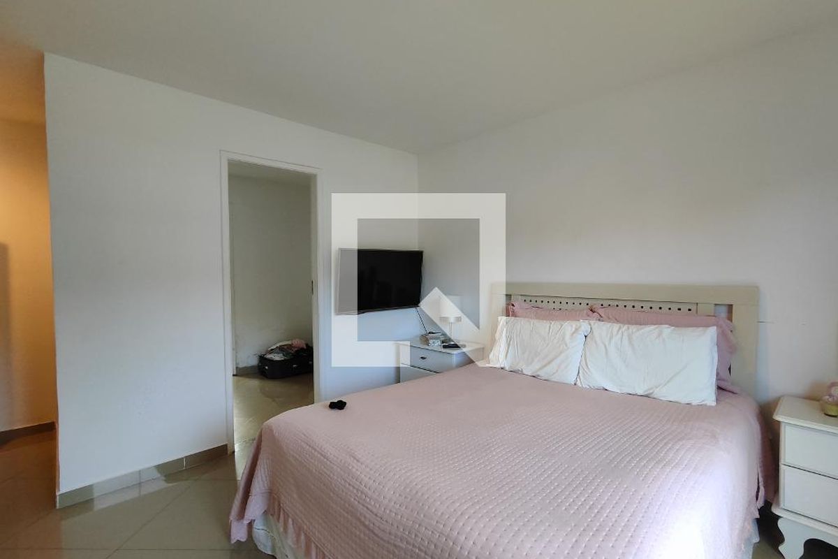 Casa, 3 quartos, 250 m² - Foto 16